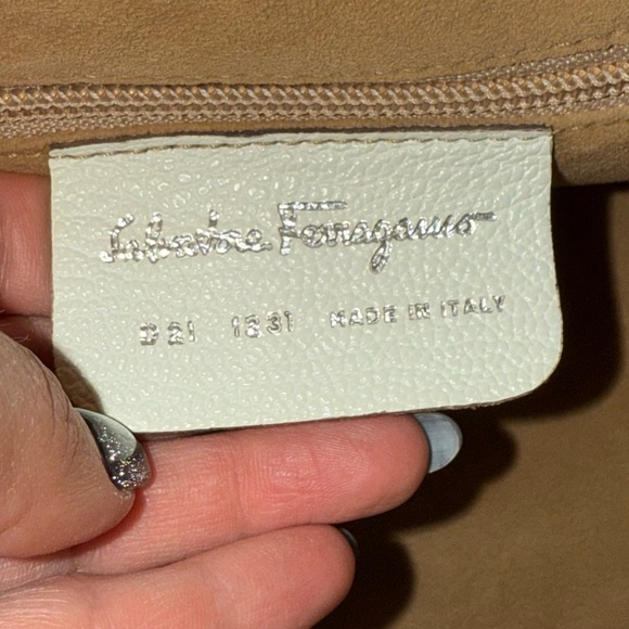 Authentic Salvatore Ferragamo Purse - Picture 11 of 11